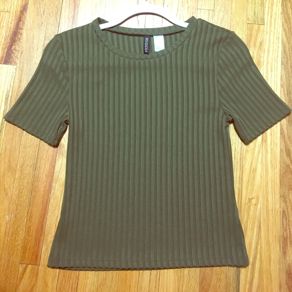 Divided Green Crop Top