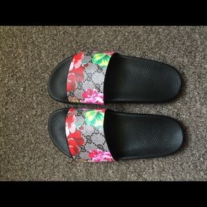 Women's Gucci Slides