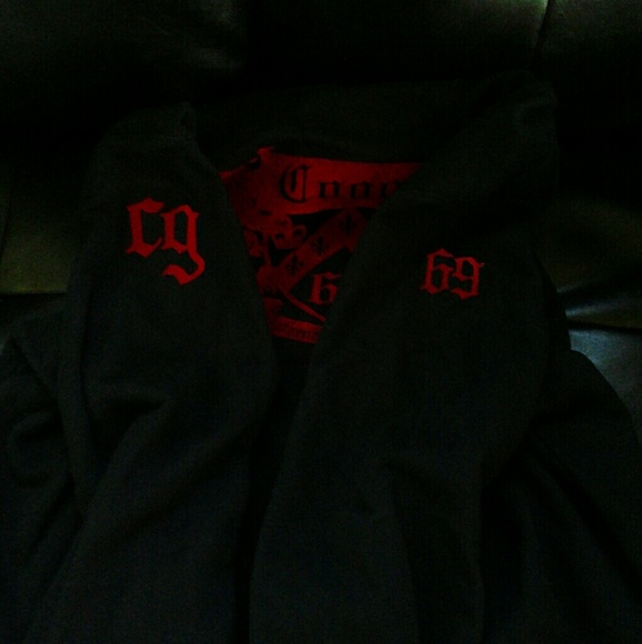 Coogi Authentic Australian zipper up in excellent - Picture 3 of 3