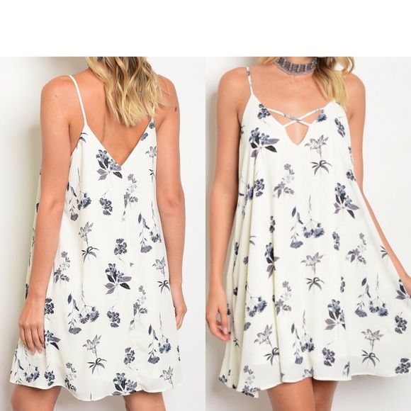 🏖 Was $39 White Floral Dress M - Picture 4 of 4