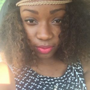 Meet your Posher, Jessica