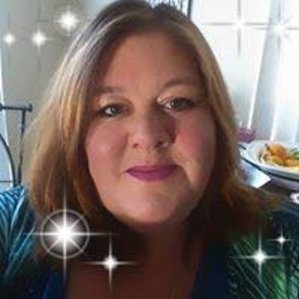 Meet your Posher, Clare