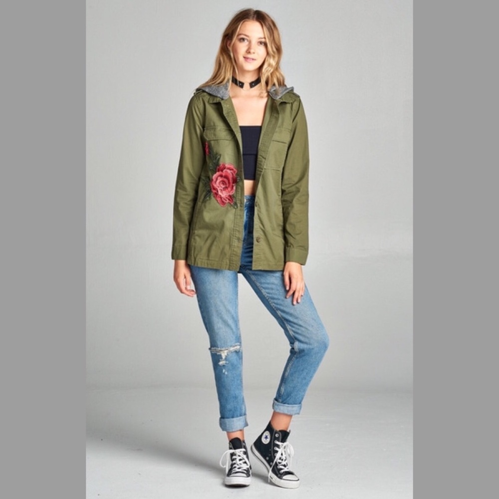 LAST /Army Green Utility Hoodie Jacket with Flower - Picture 3 of 6