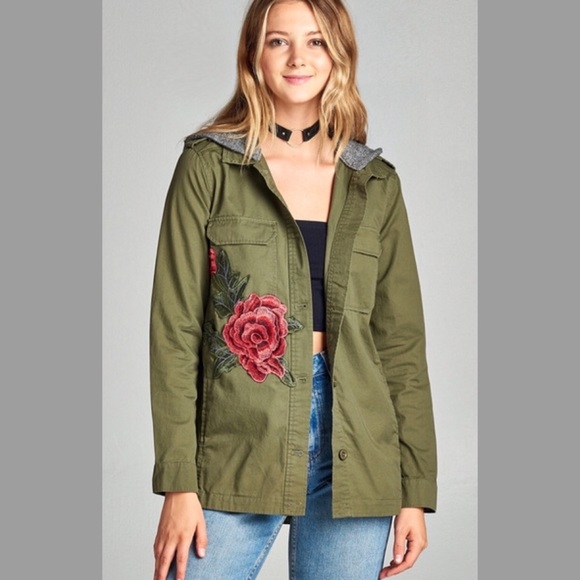 LAST /Army Green Utility Hoodie Jacket with Flower - Picture 2 of 6