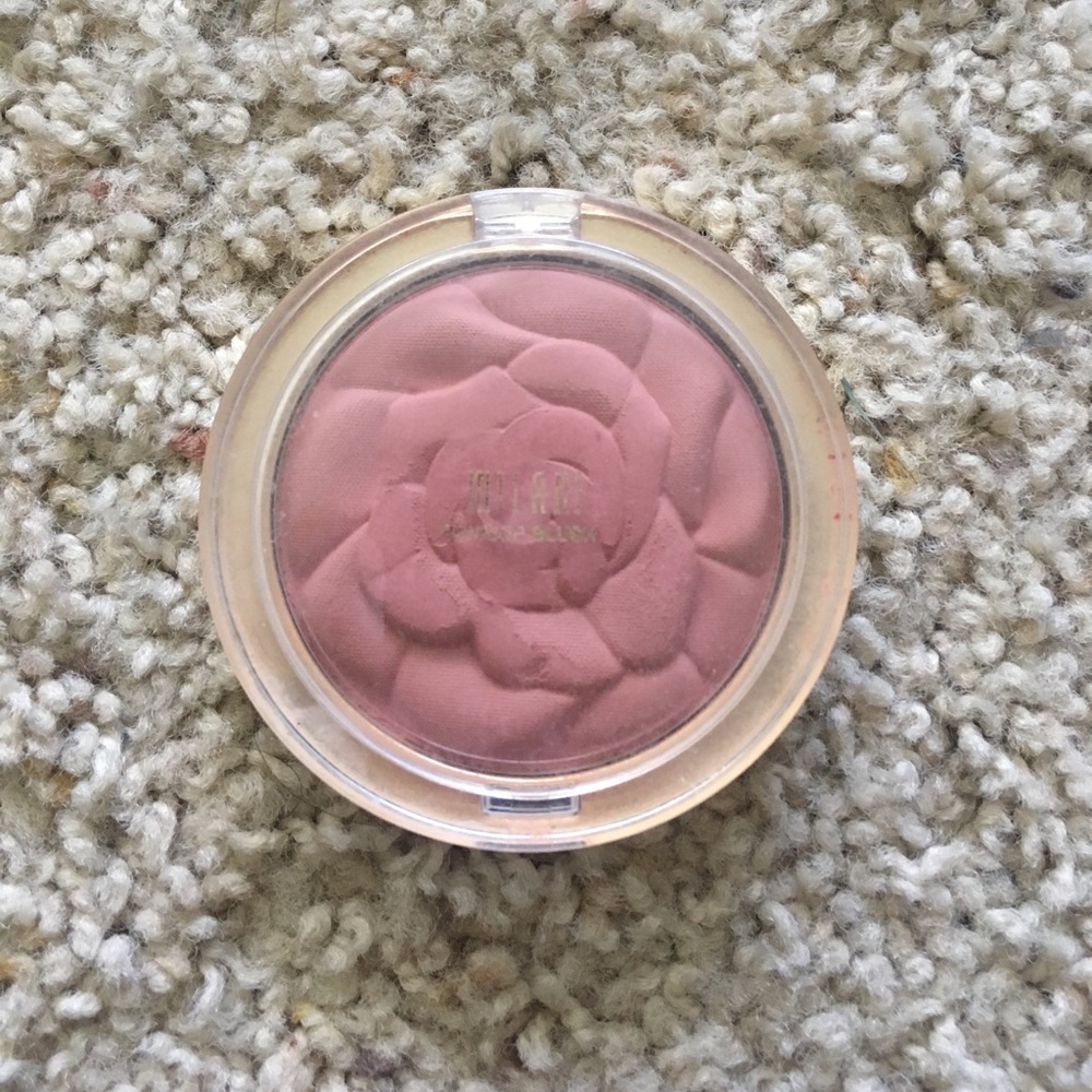 Milani powder blush in romantic rose