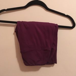 Plum LuLaRoe leggings