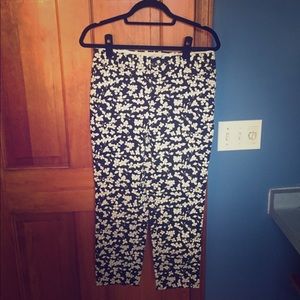 Floral print ankle pants