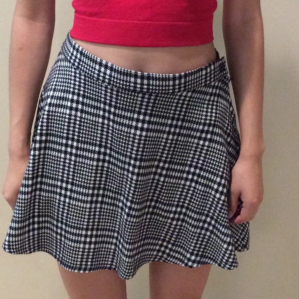American Apparel Houndstooth Skirt