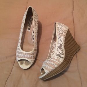 American Eagle wedges