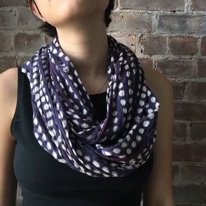 A&O infinity scarf