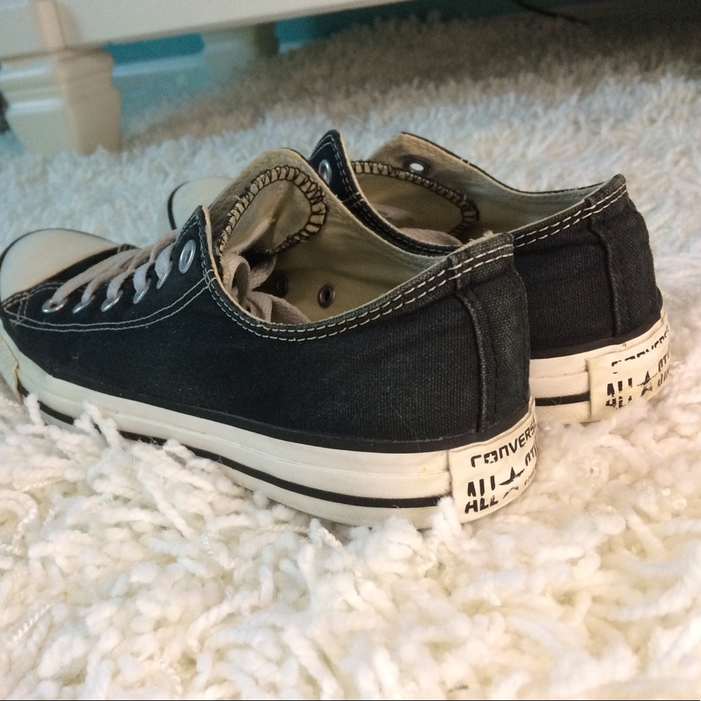 Converse - Picture 2 of 3