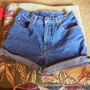 VINTAGE DENIM SHORTS!