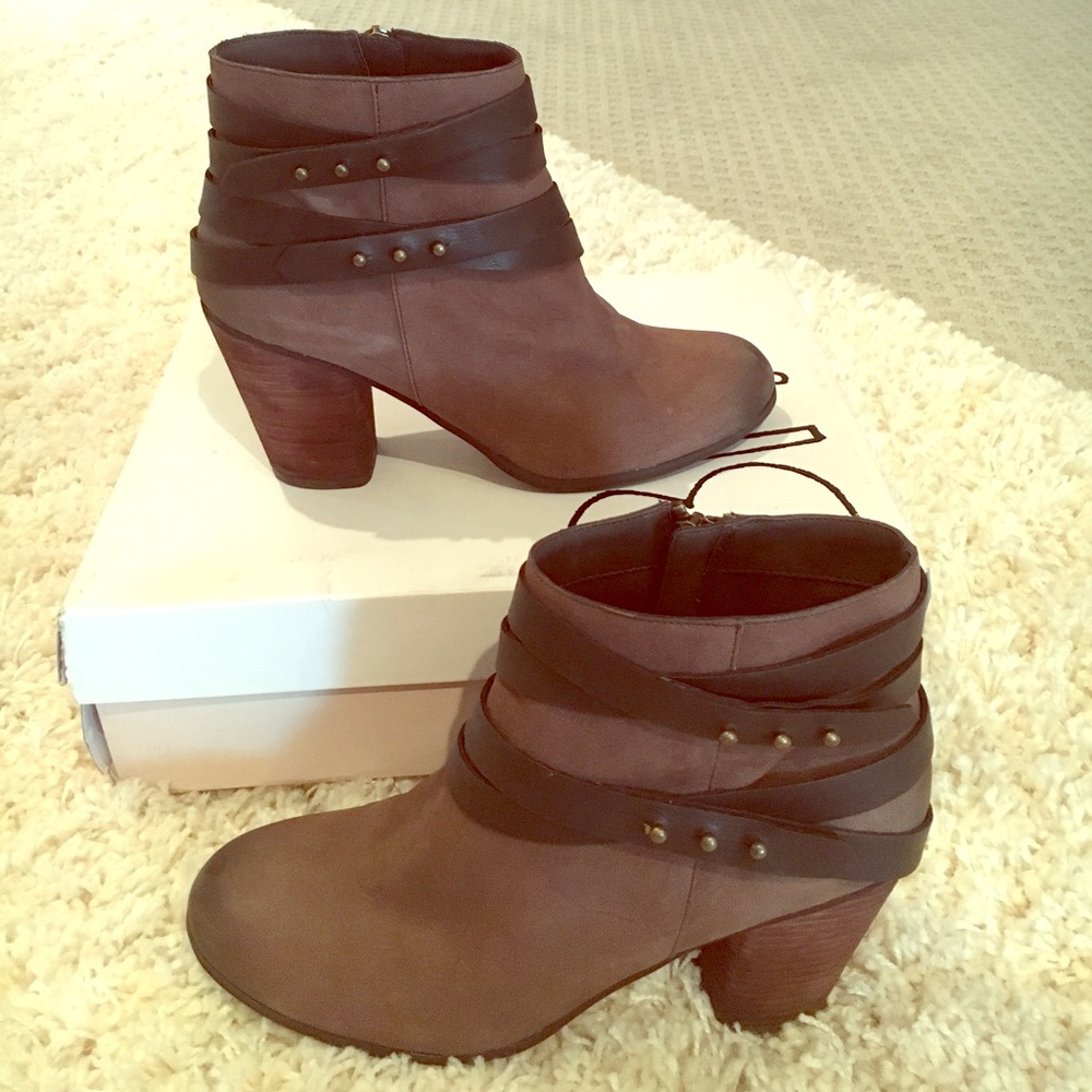BP 'Train' Wrap Belted Bootie (sz 9.5)