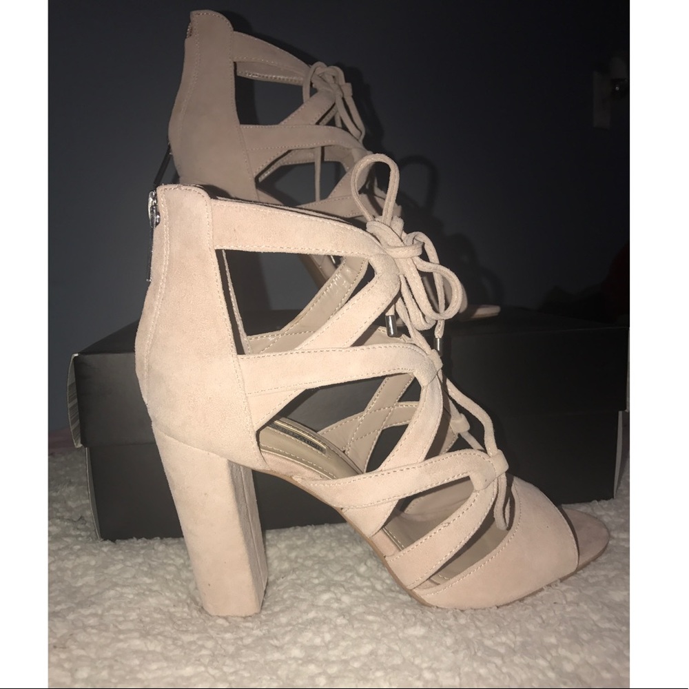 NWOT BCBG Cutout Lace-up Heel