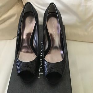 Peep Toe Pumps