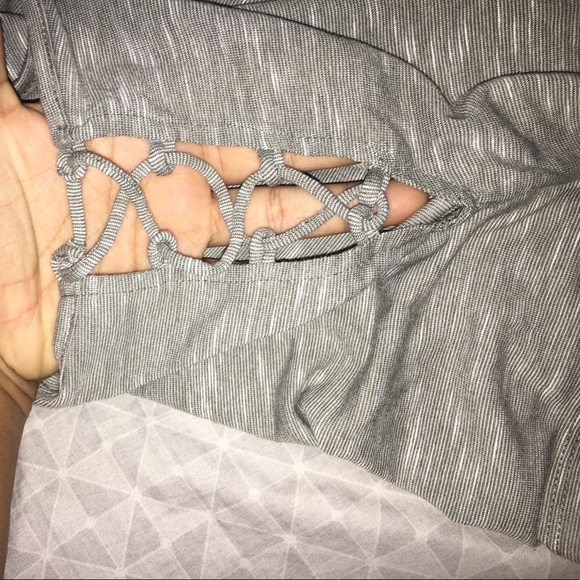 Tank top - Picture 2 of 3