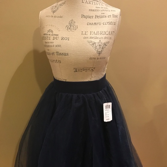 Windsor Navy Blue Tulle skirt (mid calf length) - Picture 2 of 2