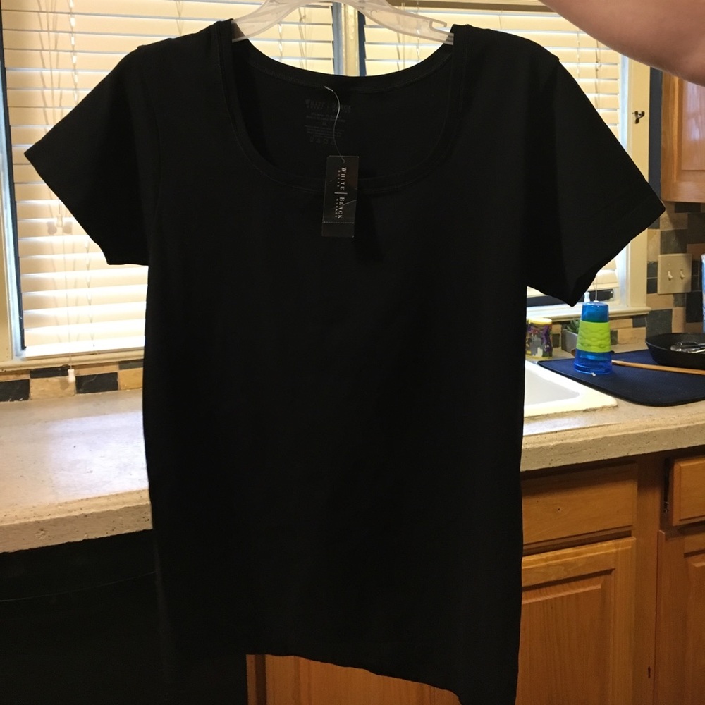 White House /black market 2 xl shirts