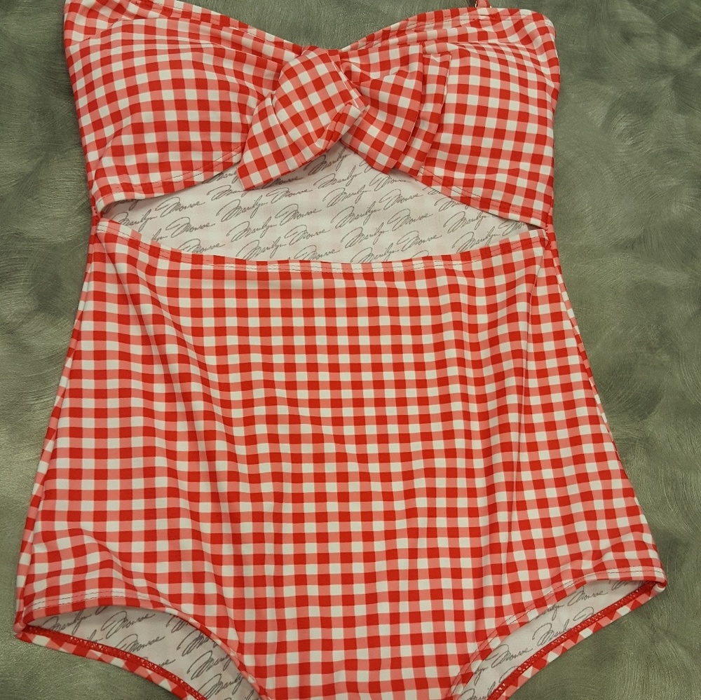 Red and pink Ginham 1 pc