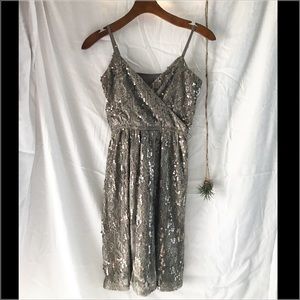 EXPRESS SEQUINS MINI DRESS XS