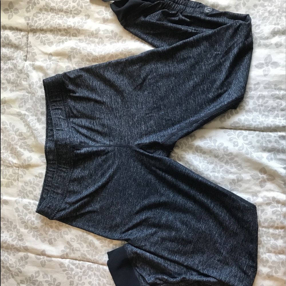 Lululemon crop leggings