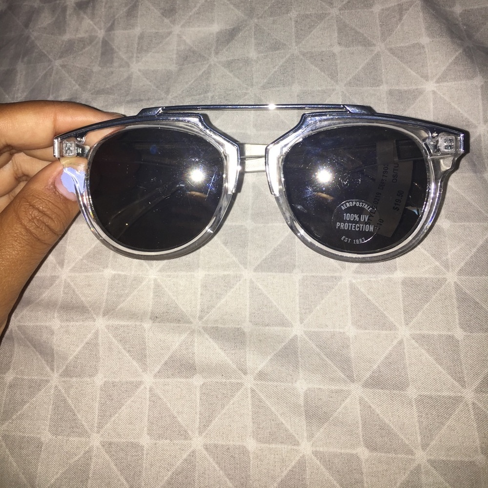 Sunglasses - Picture 2 of 4