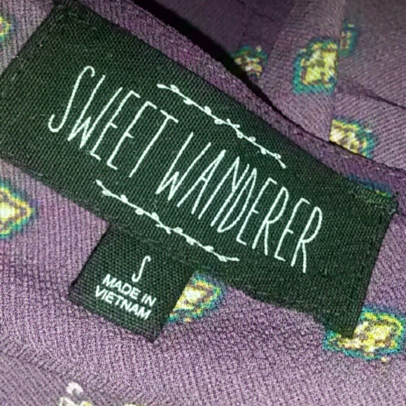 Bo-ho style paisley shirt - Picture 3 of 3