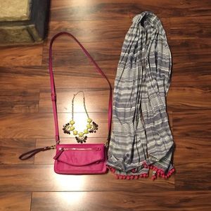 $15 for scarf, necklace, AND purse. *NEVER WORN*