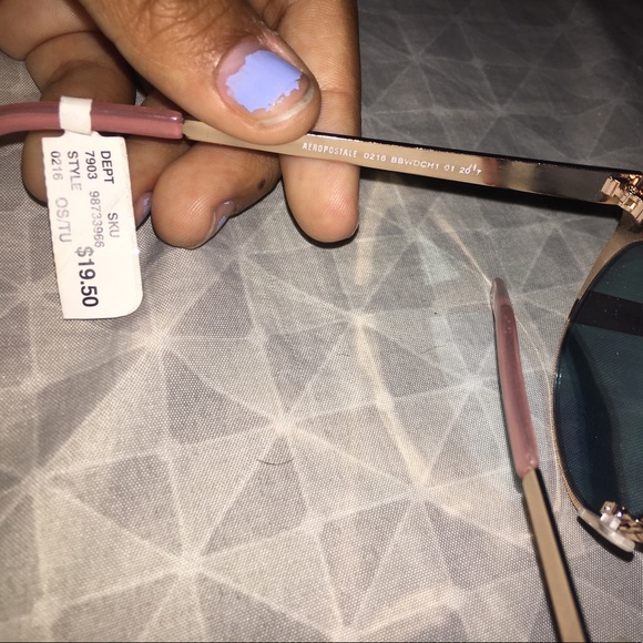 Sunglasses - Picture 4 of 4