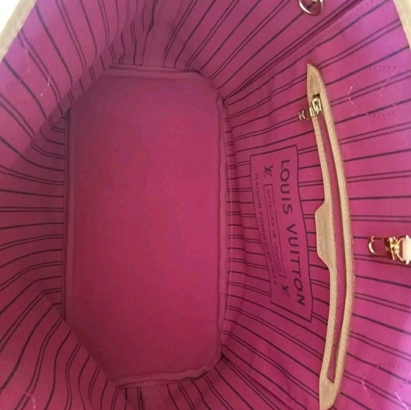 Louis Vuitton Neverfull MM - Picture 4 of 8