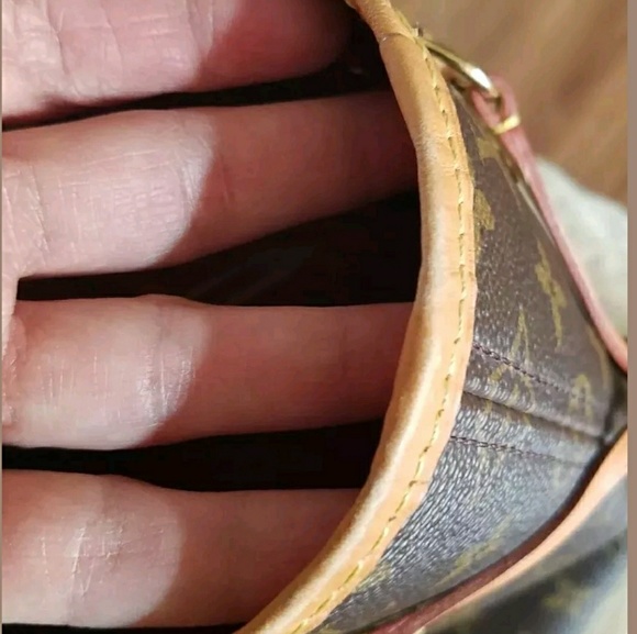 Louis Vuitton Neverfull MM - Picture 7 of 8