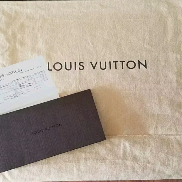 Louis Vuitton Neverfull MM - Picture 8 of 8