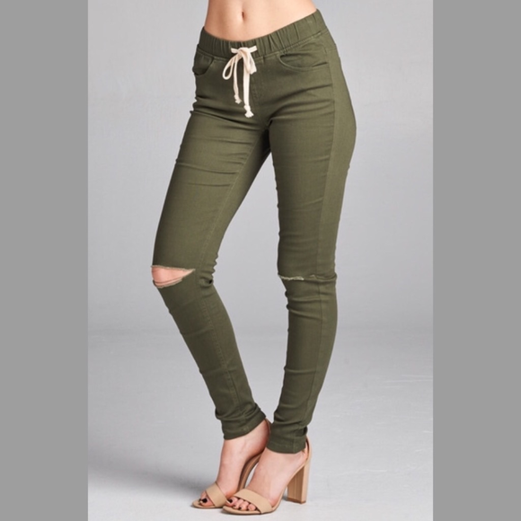 LAST! Black knee Slit Joggers - Picture 8 of 8