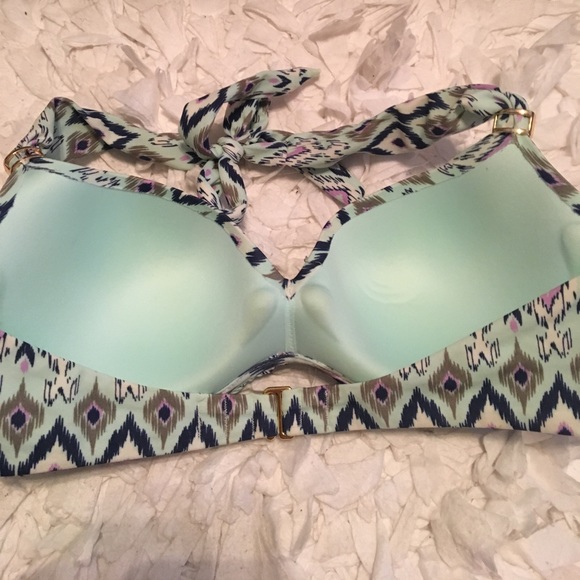 Victoria secret swim top - Picture 3 of 4