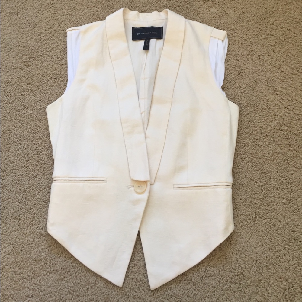 Bcbg Maxazria cream vest