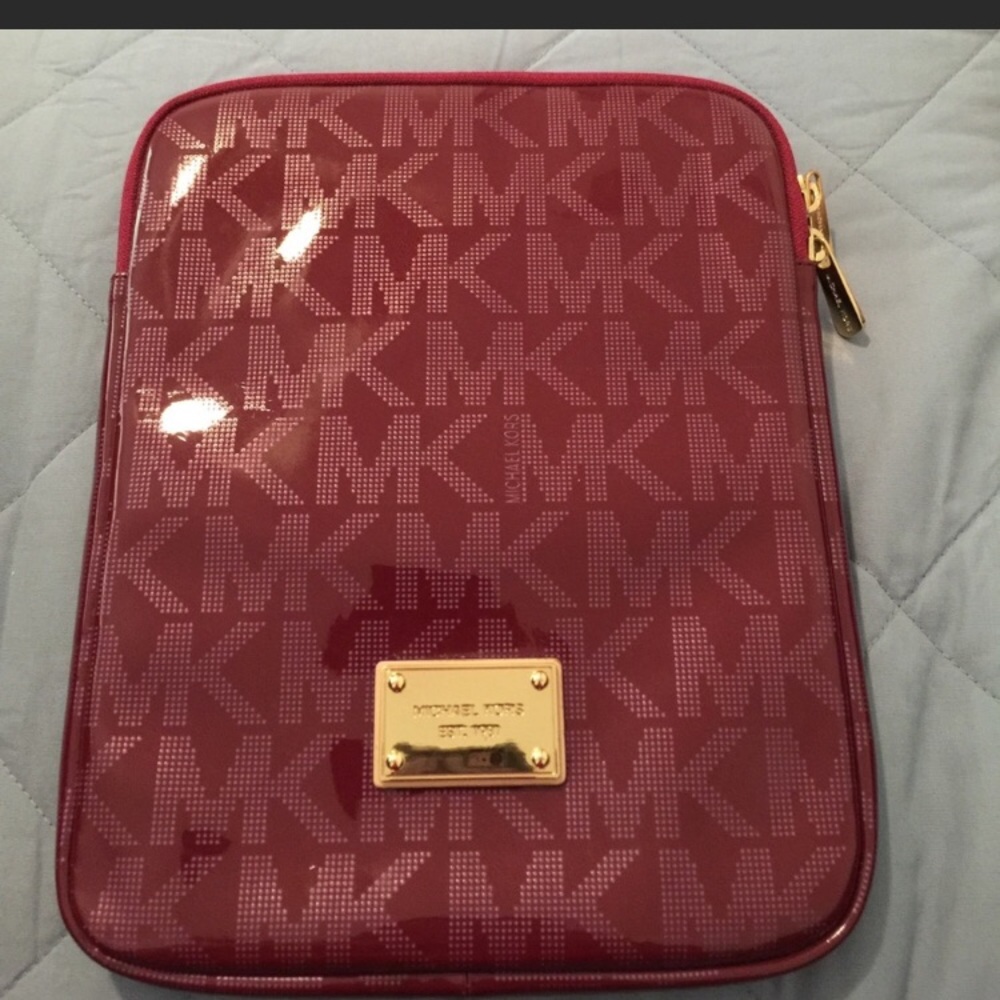 ***SOLD***Michael Kors iPad case