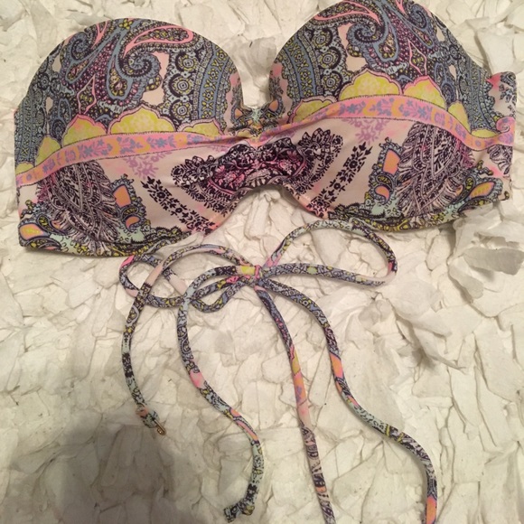 Victoria secret swim top - Picture 4 of 4