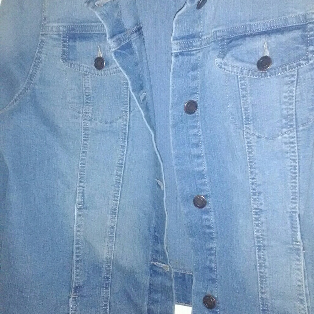 Jean jacket - Picture 3 of 3