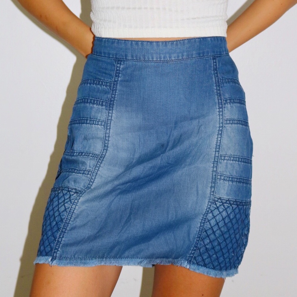 Some Days Lovin Chambray Detailed Skirt