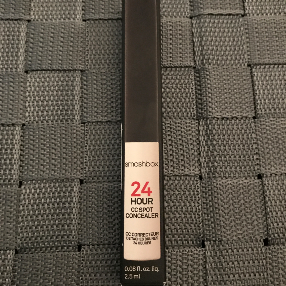 NIB Smashbox 24 HR CC Spot Concealer in LIGHT/FAIR