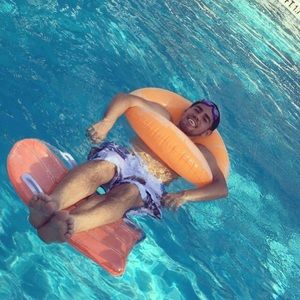 Meet your Posher, Brandon