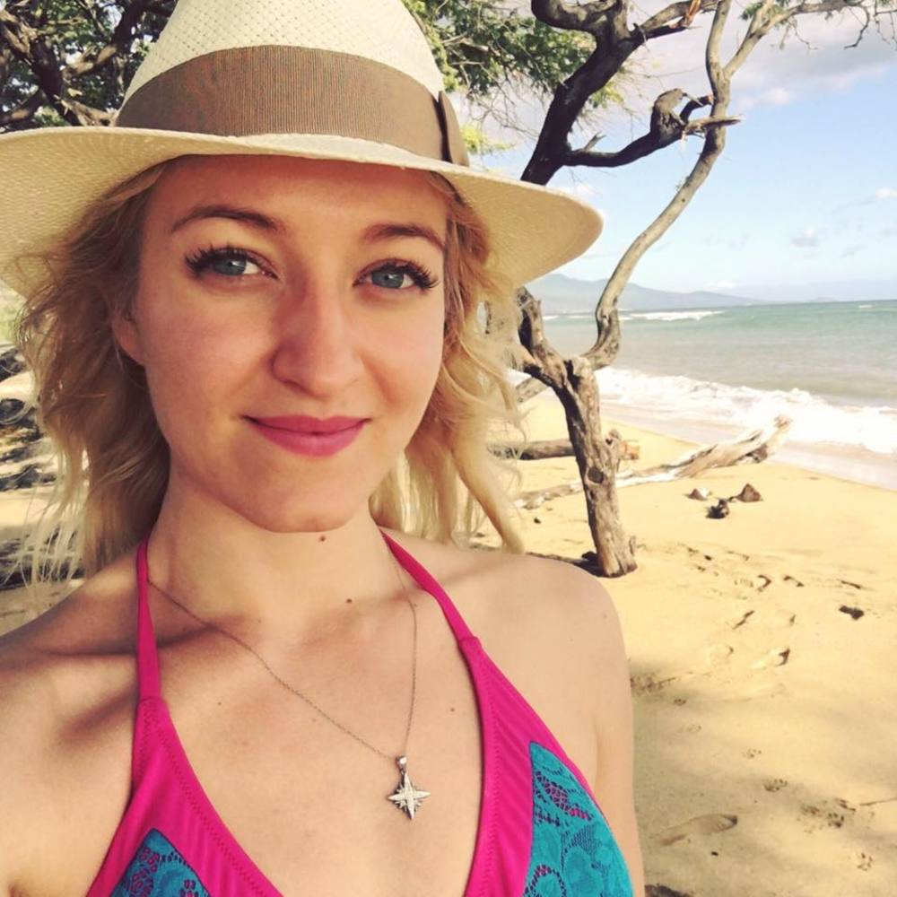 Meet your Posher, Aliona