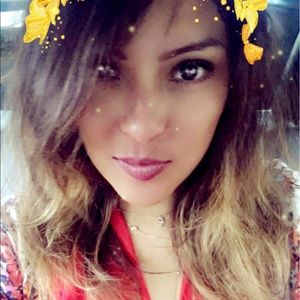 Meet your Posher, Lakatherinez