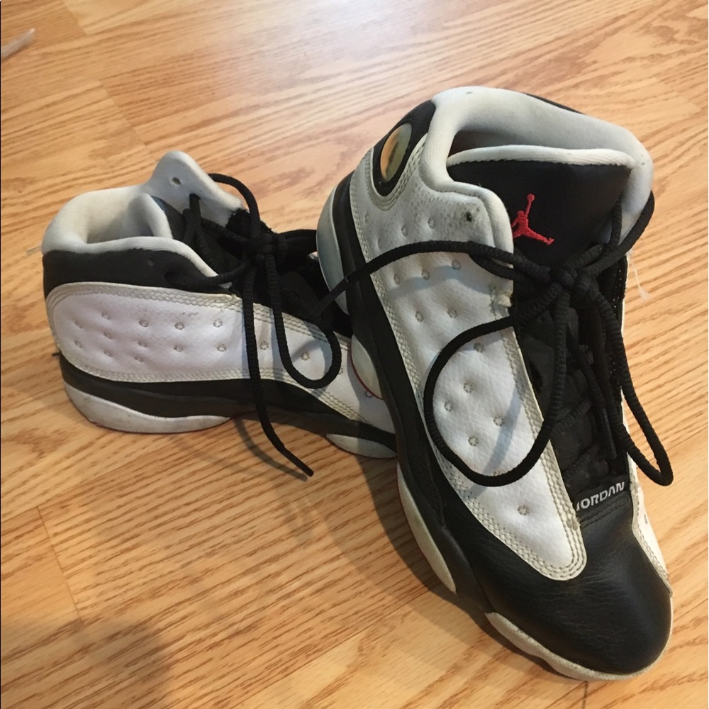 Kids Jordan 13 Retro. Lightly used.