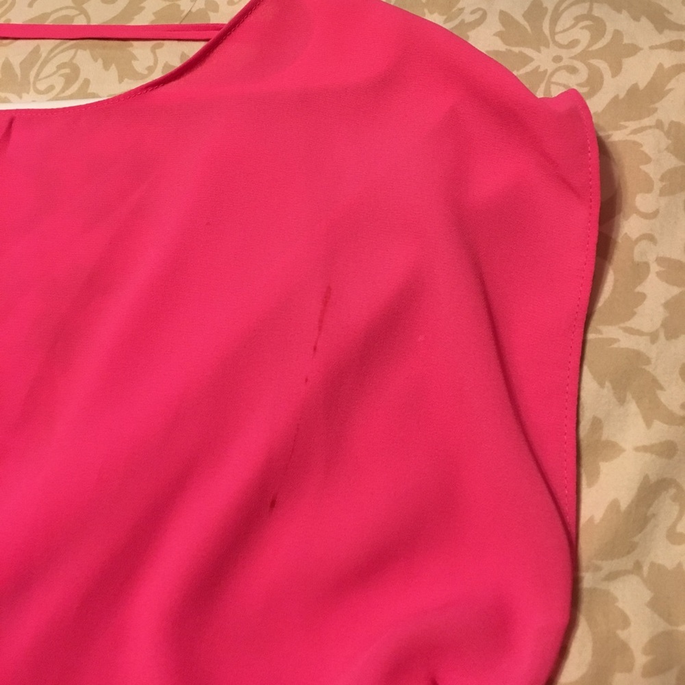 Pink top! - Picture 4 of 4