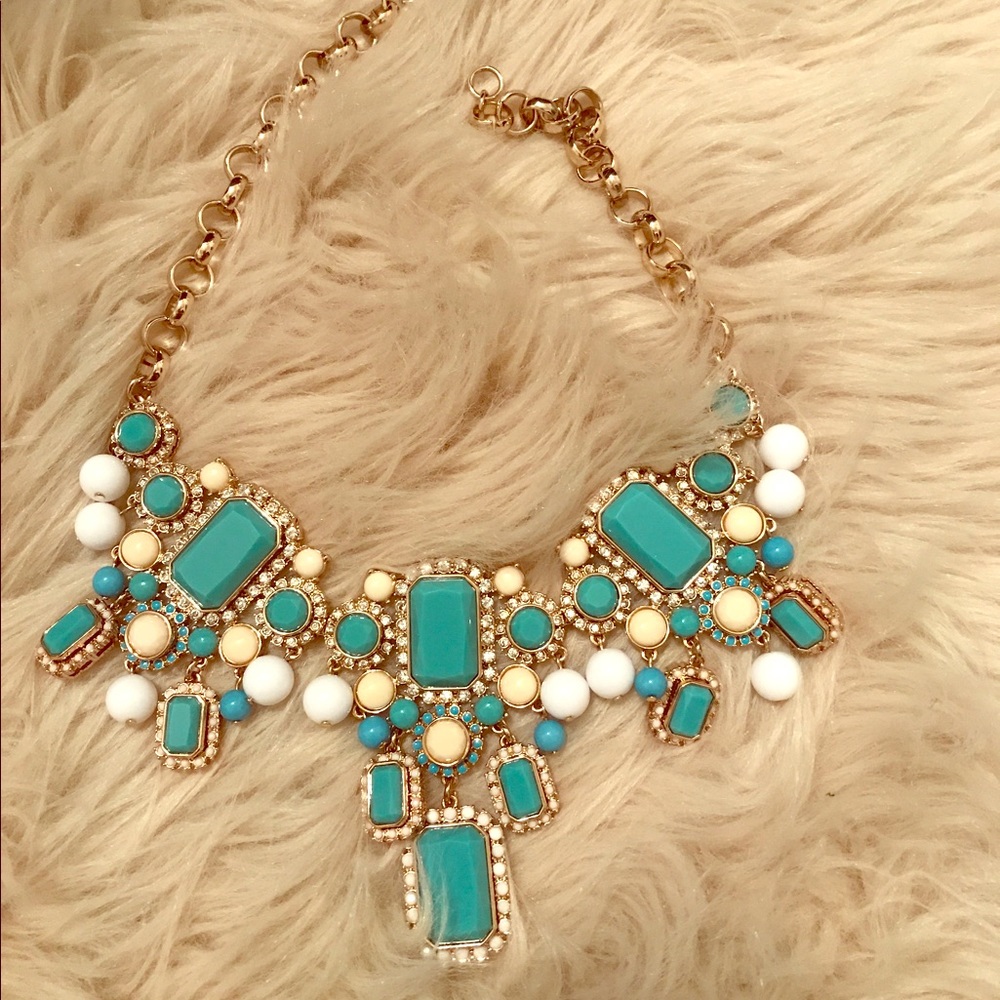 Banana Republic Statement necklace