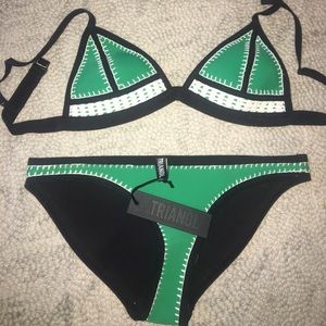 Triangl Farrah set- top (s) bottom (m)