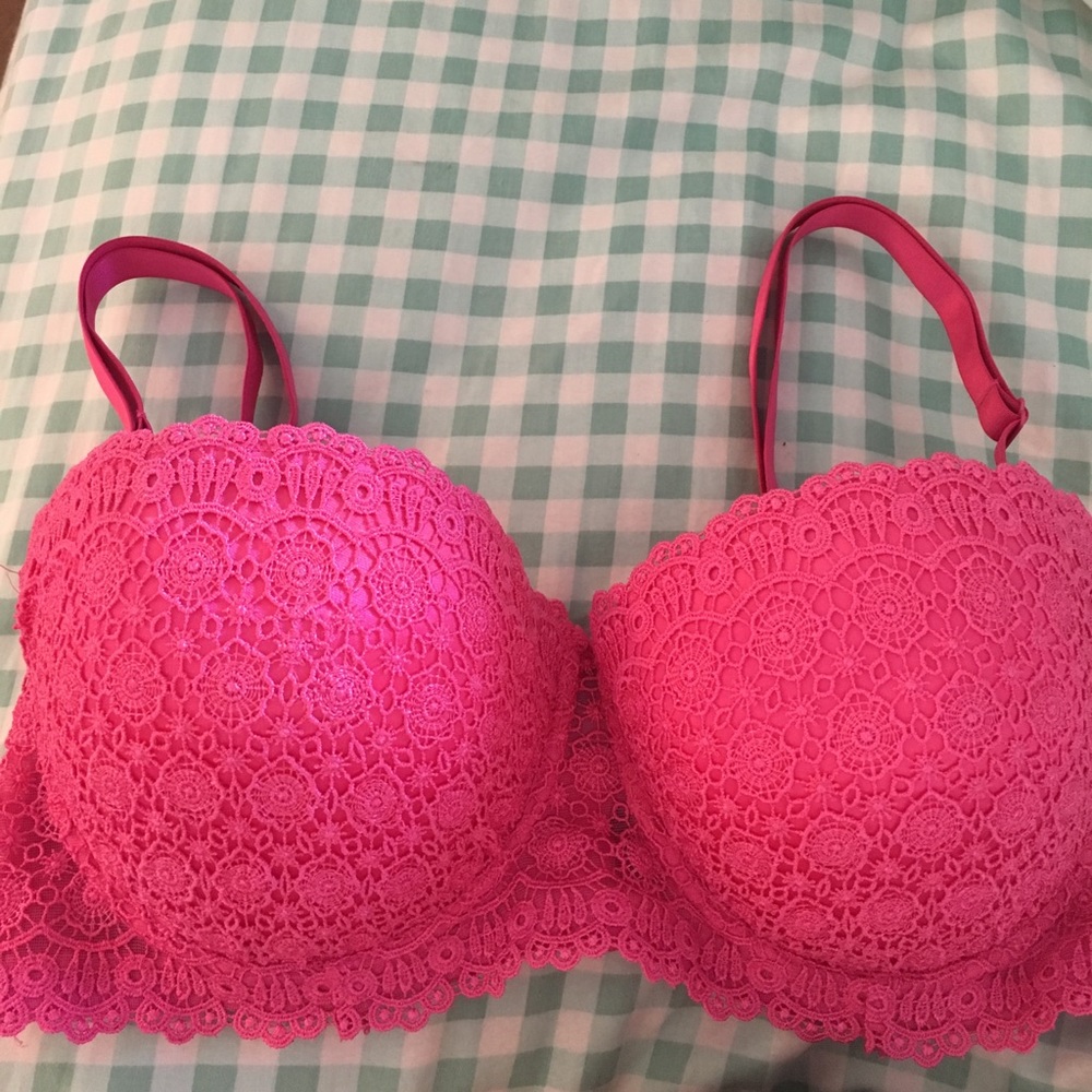 Fredericks of Hollywood size 36dd