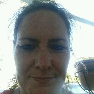 Meet your Posher, Carissa