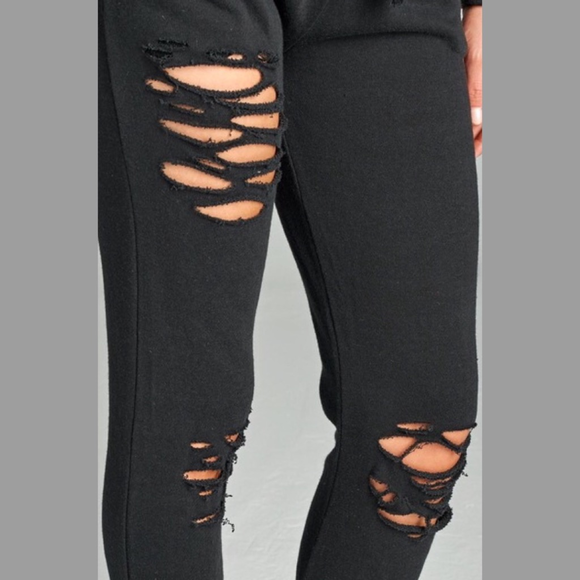 Black Distressed Skinny Joggers - Picture 5 of 8